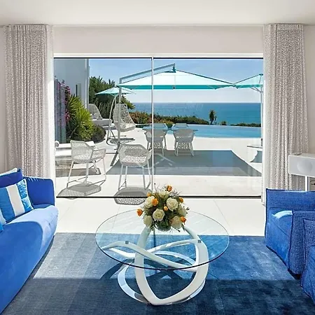 فيلة Alporchinhos Sleeps 8 With Pool Air Con And Wifi Armação de Pêra